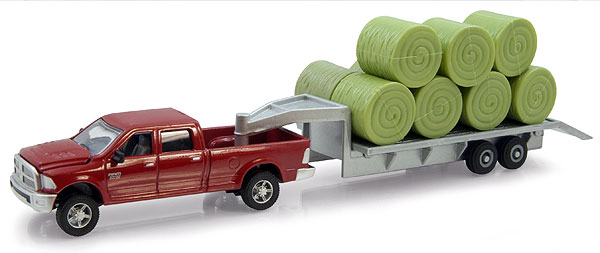 1/64 Ram Pu W/trailer & Bales