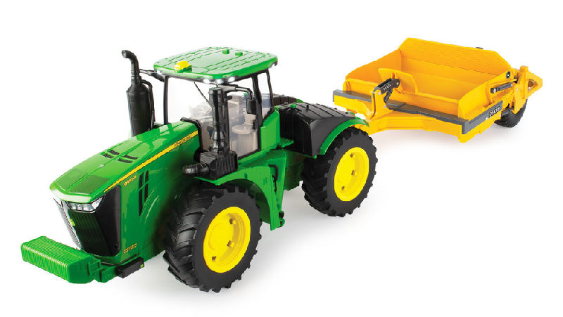 J.d. Scrapper W/ Tractor