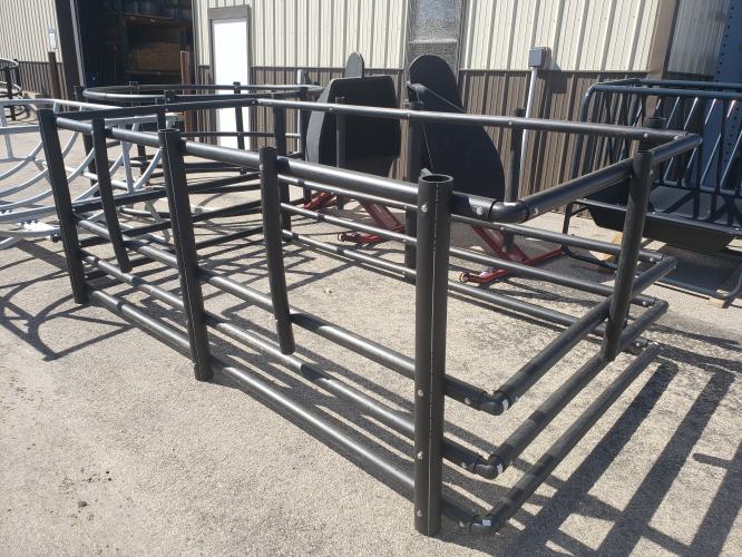 Century Square Bale Feeder 5'x10