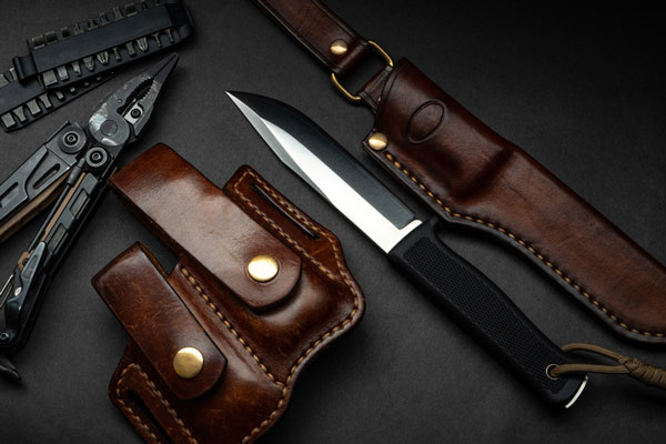Hunting Accessories & Knives